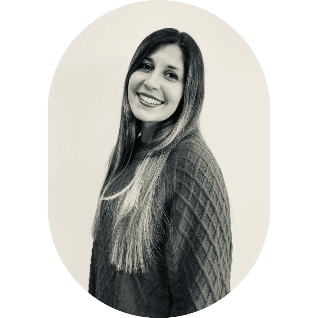 Bea Uzal – Founder & Spanish Teacher